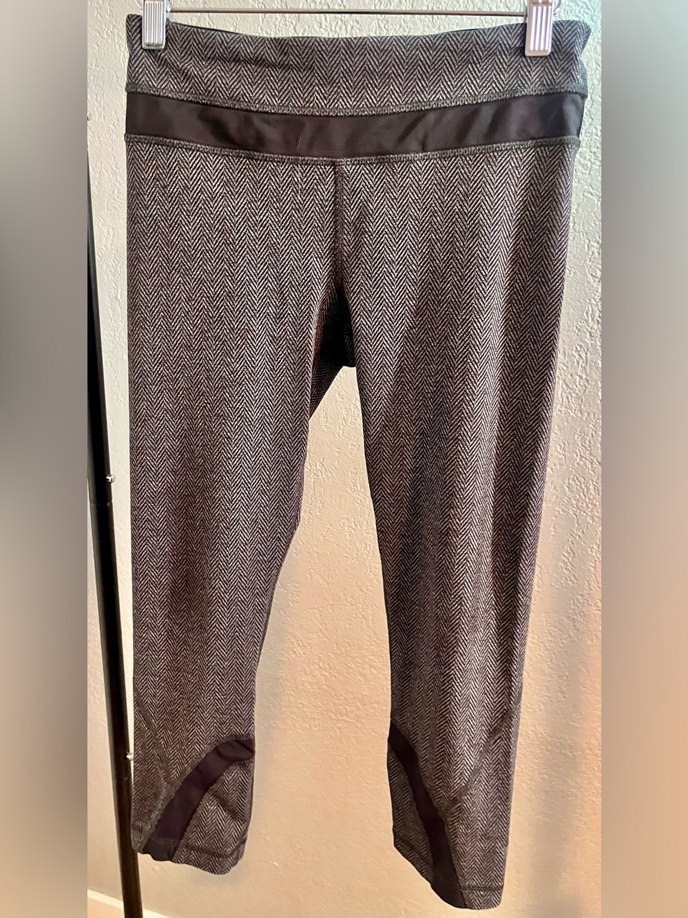 lululemon Gray Herringbone Capri Leggings. Vintage.